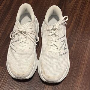 New Balance Fresh Foam Kaiha Road White Sneakers